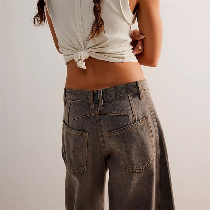 Komfortable mid-rise cropped barreljeans, perfekt for en uformell kvinnes stil.