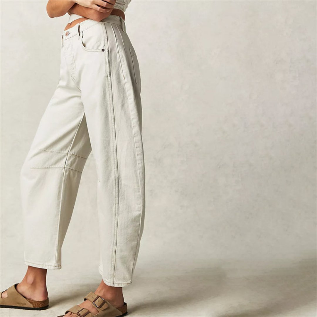 Komfortable kvinnebukser: Cropped barrel jeans, mid-rise, ideelle for hverdagsstil.