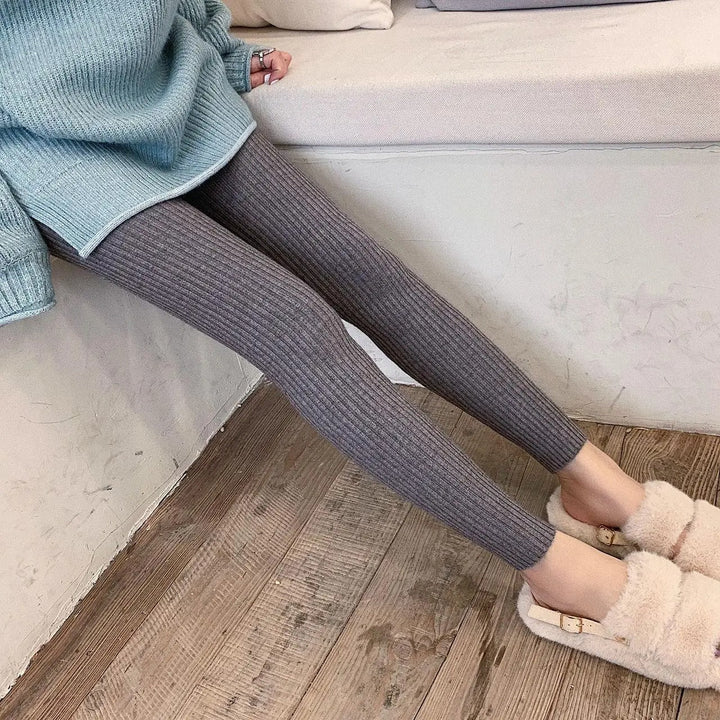 Myke og stretchy leggings med høy midje for kvinner. En moteriktig og varm stil.
