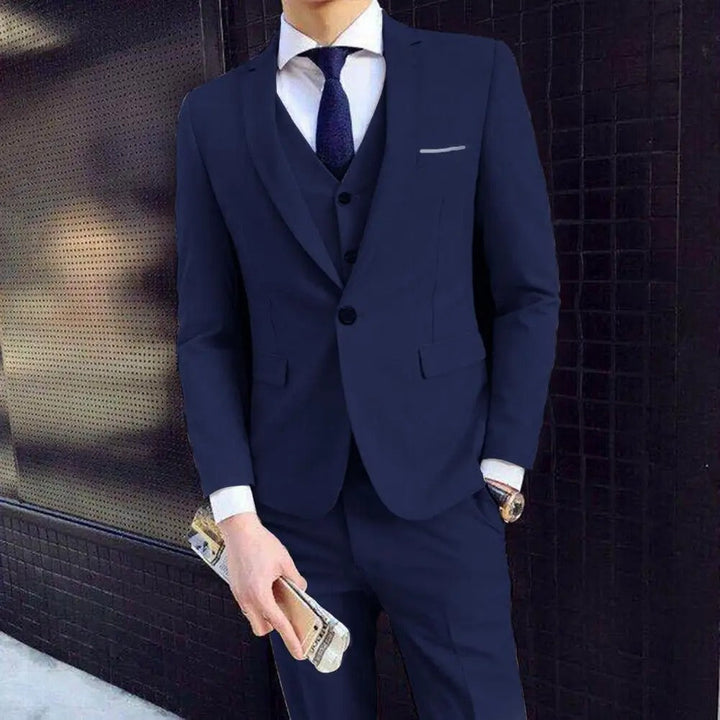 Mørk slim fit herredress jakke og bukse, et komplett sett for menn, perfekt for business og fest.