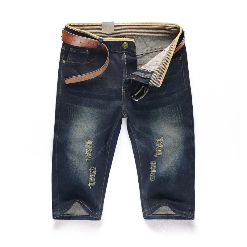 Allsidige menns blå sommershorts for fritid og avslapning. Pustende og komfortabelt herreplagg.