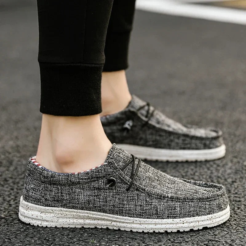 Premium menns loafers med snøring, detaljert design og pustende komfort for hverdagssko.