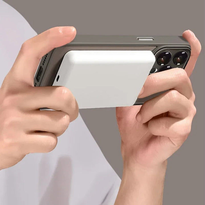 Høy kvalitet matt magnetisk iPhone deksel, støtsikkert mobilutstyr for alle modeller.