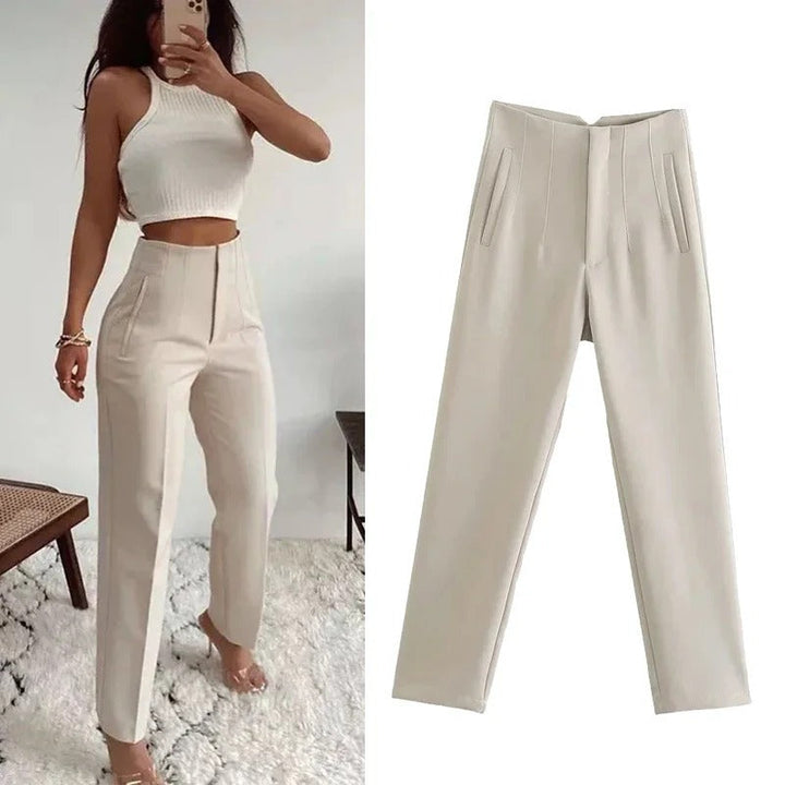 Slimfit damebukser med høy midje; elegant design perfekt for formelle eller uformelle settinger.