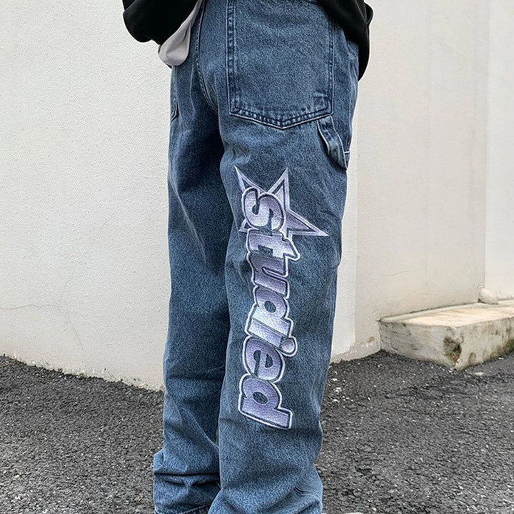 Baggy jeans i høy kvalitet med grafisk trykk, et must-have for streetwear garderoben.