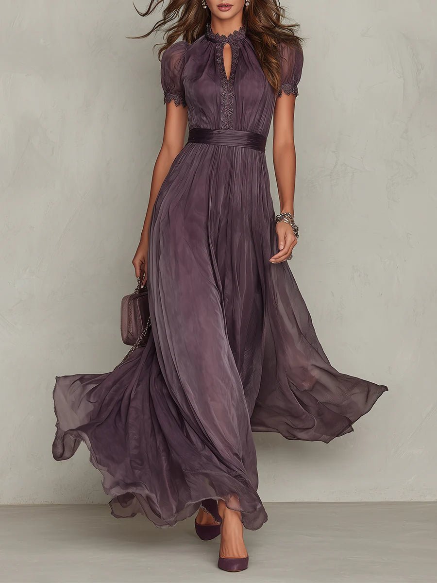 Elegant lilla maxi kjole med nøkkelhulldetalj og stilige puffermer for dame. Perfekt festkjole.