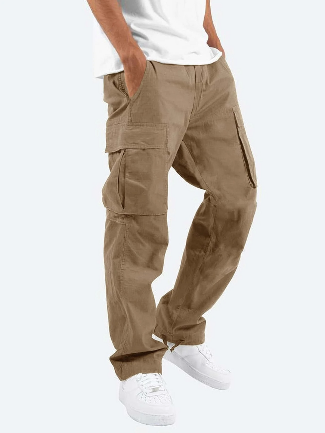 Stilige herre cargobukser, casual og komfortable med praktiske lommer. Perfekt for en avslappet hverdagslook for menn.