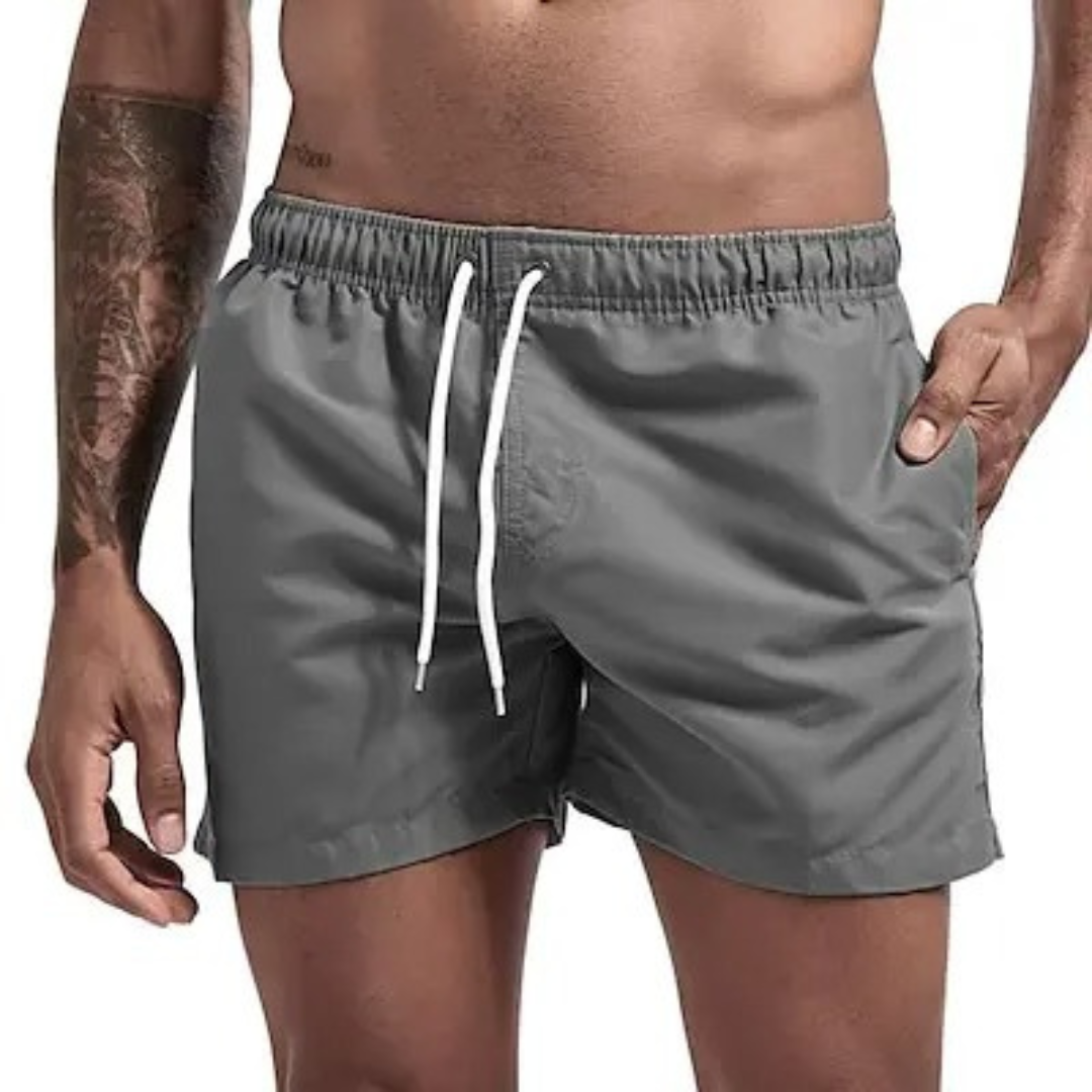 Lettvektige hurtigtørkende strandshorts for menn, pustende badetøy.