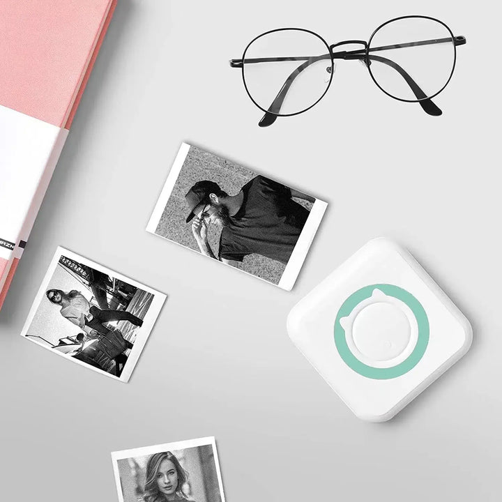 Smart gadget: en liten mobilprinter for blekkfri utskrift av tekst og bilder rett fra din telefon.