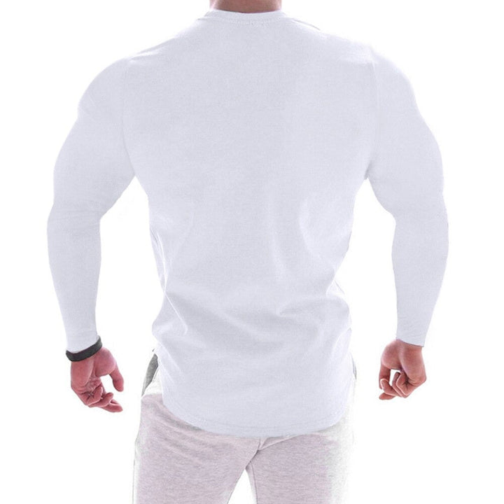 Høytytende herre slim fit langermet sportstopp, komfortabel og funksjonell for sport og fritid.