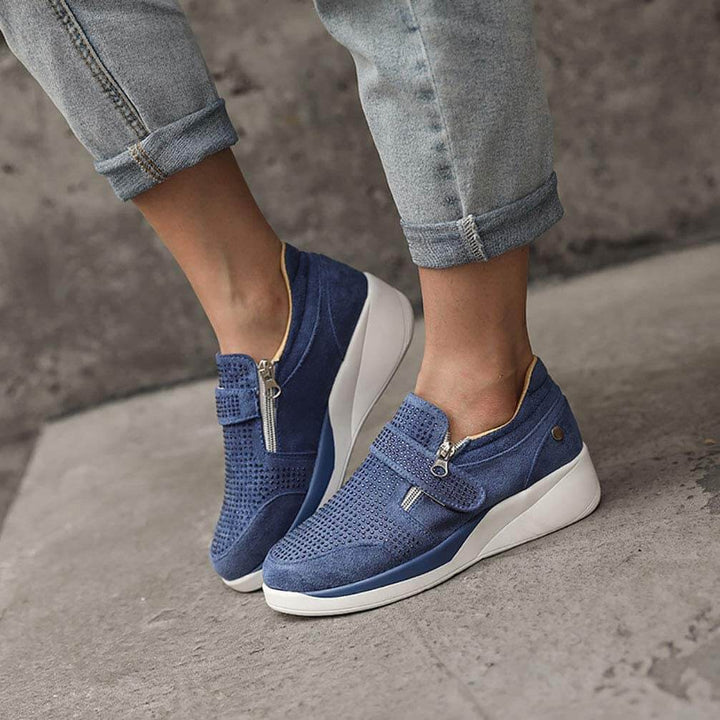 Vår- og høstsko: Komfortable fritidssneakers for kvinner med praktisk glidelås.