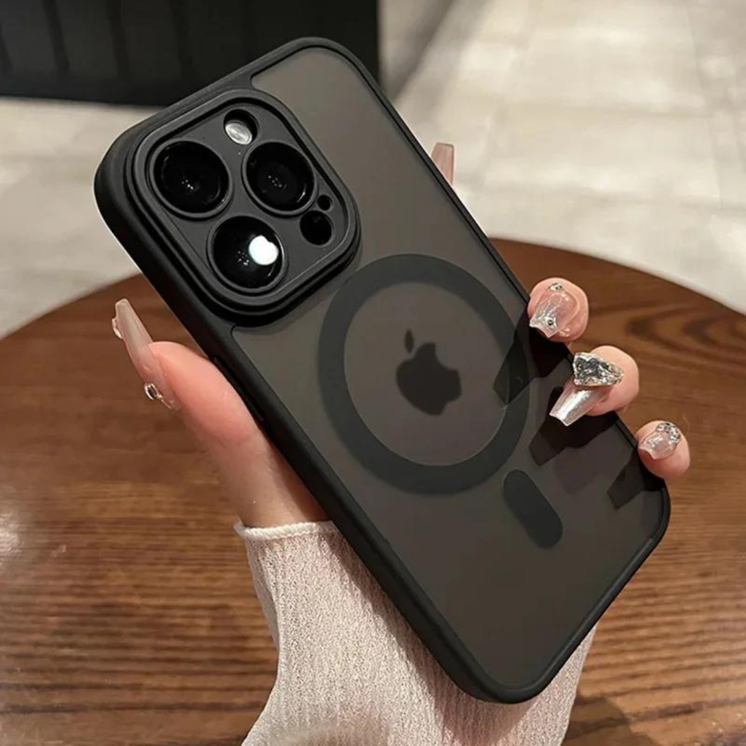 Tynt og lett matt iPhone deksel med magnetisk funksjon, støtsikker beskyttelse.