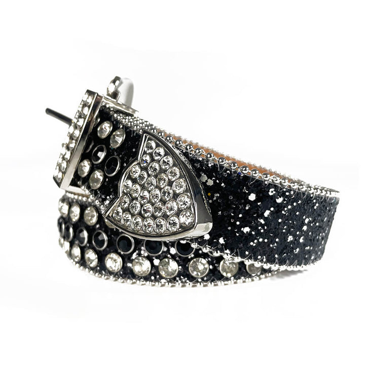 Elegant unisex rhinestonebelte med skinnimitasjon, for en sofistikert og glitrende stil.