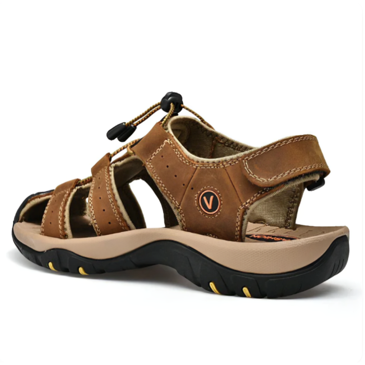Menns fritidssko/sandaler med lukket tå. Gir optimal komfort, grep og beskyttelse for utendørs bruk.