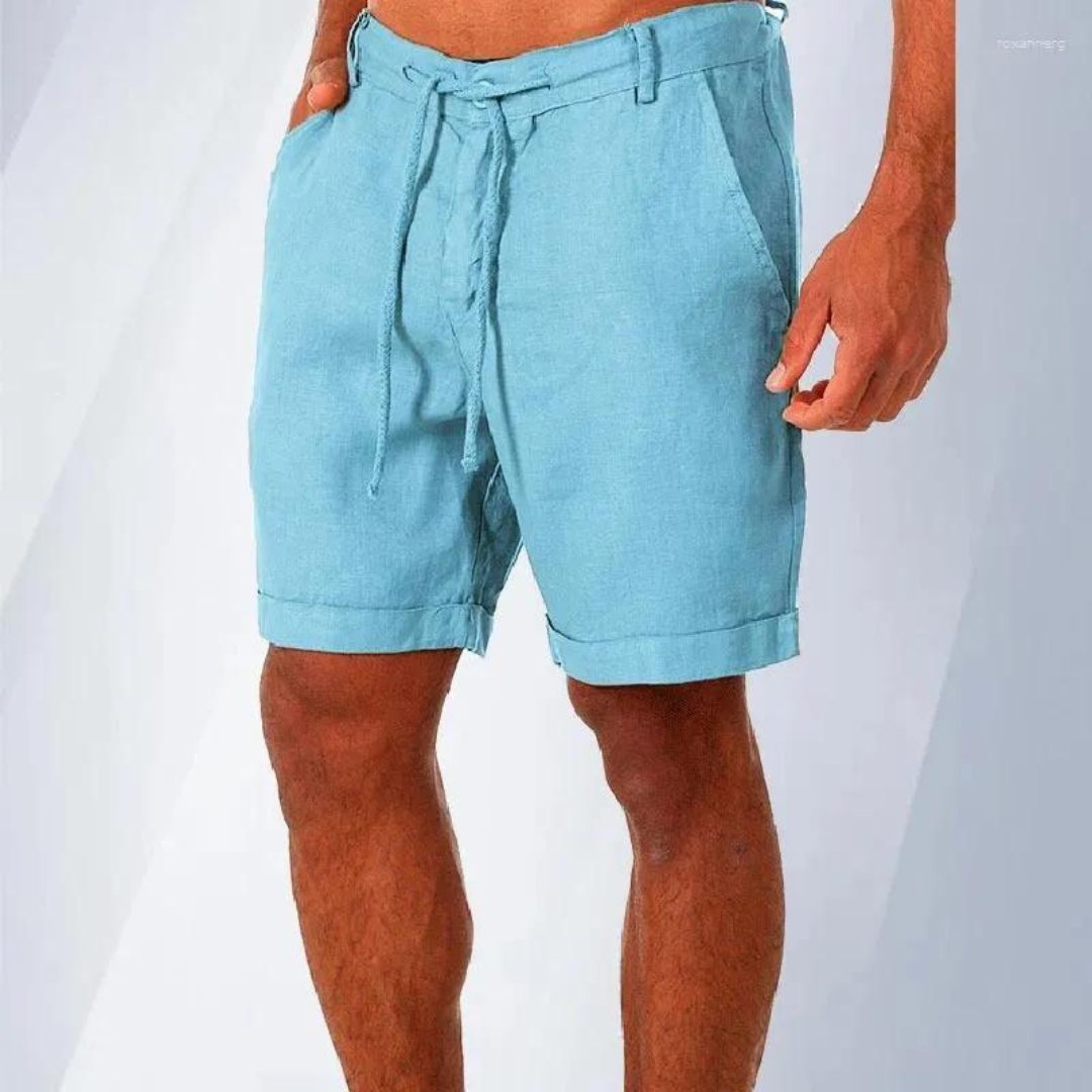 Myk og pustende ensfarget sommershorts for menn, med elastisk midje, for ultimat komfort og bevegelsesfrihet.