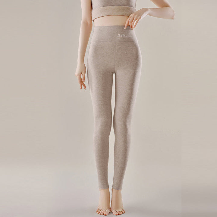 Trendy dameleggings, tykke og myke, gir varme og stil gjennom hele vintersesongen.