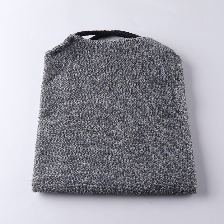 Myk, men effektiv nylon ryggskrubber; tørker raskt for god hygiene.