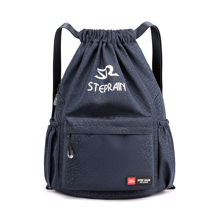 Elegant unisex snøresekk i vanntett nylon, perfekt for trening, fritid og som reiseveske.