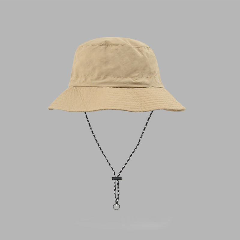 Lettvekts sammenleggbar sommerhatt med UV-beskyttelse, komfortabel for lange dager ute i solen.