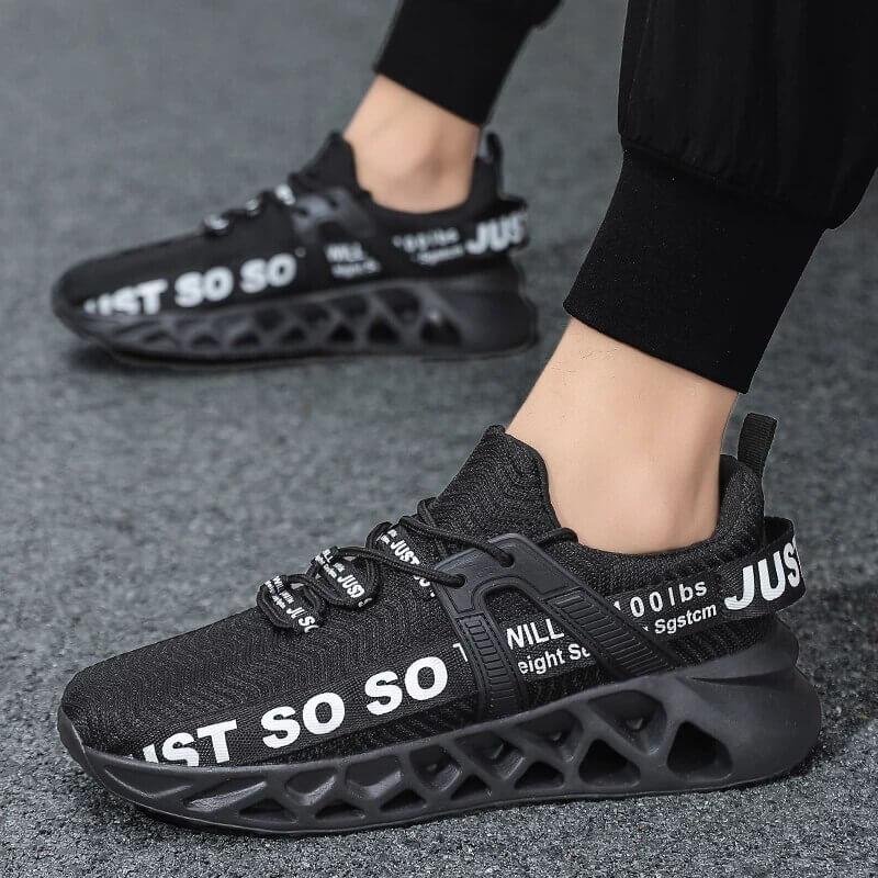 Pustende sneakers for menn, med innovativ støtdemping for komfort hele dagen.