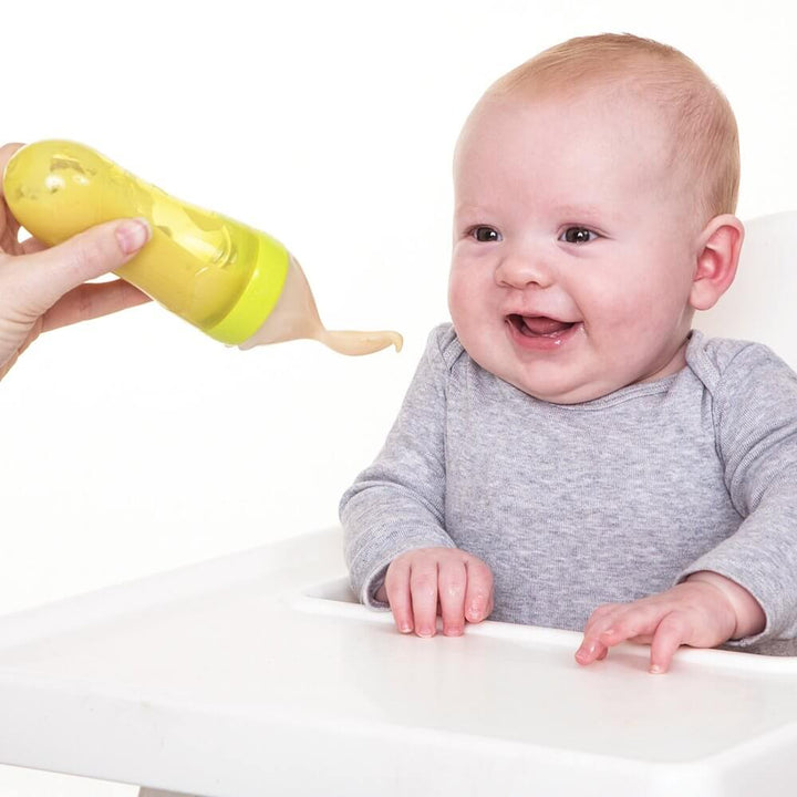 Babyskje i silikon for avvenning, perfekt til grøt og puré, ren og enkel.