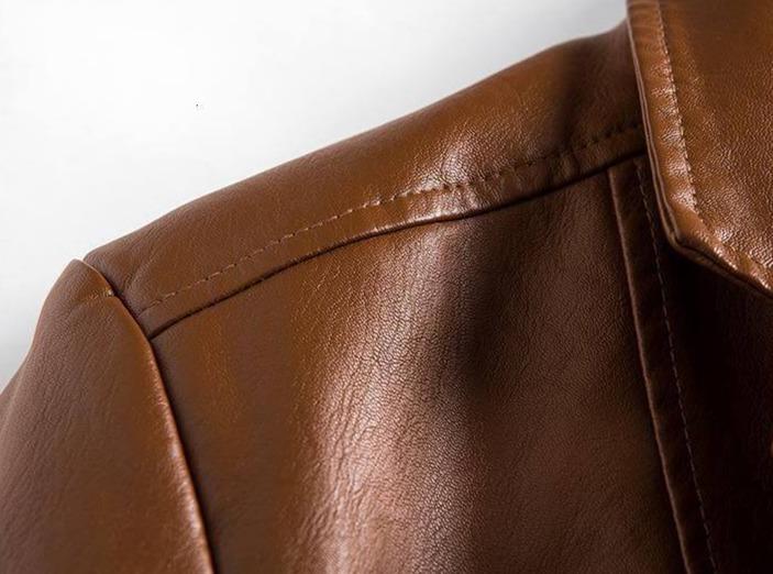 Profesjonell herreblazer, ideell for business og formelle møter. Komfortabel og elegant dressjakke i topp kvalitet.