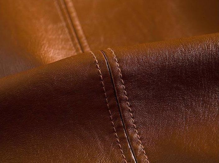 Skreddersydd passform herreblazer. Komfortabel dressjakke med elegant snitt, perfekt for menns mote og stil.