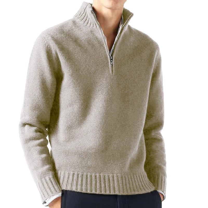 Menns tidløse rullehalsgenser i klassisk sort. Komfortabel pullover for vinter og høst.