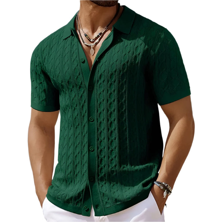 Menns retro jacquardstrikket polo. Tidløs vintage herreskjorte med kort erme og knappestolpe.