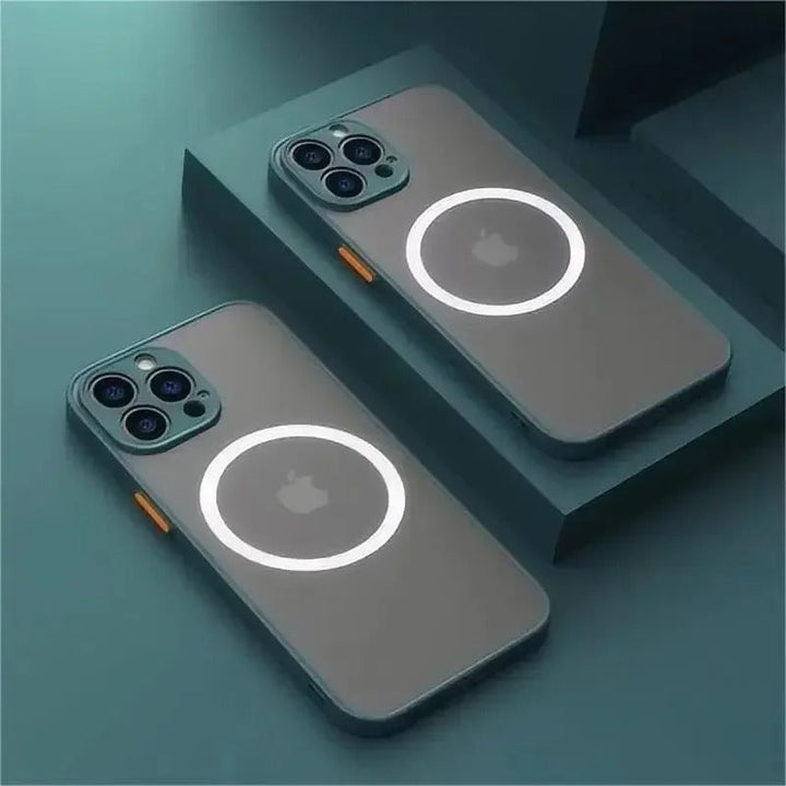 Holdbart magnetisk matt iPhone deksel. Perfekt tilbehør med optimal mobilbeskyttelse og støtabsorberende design.