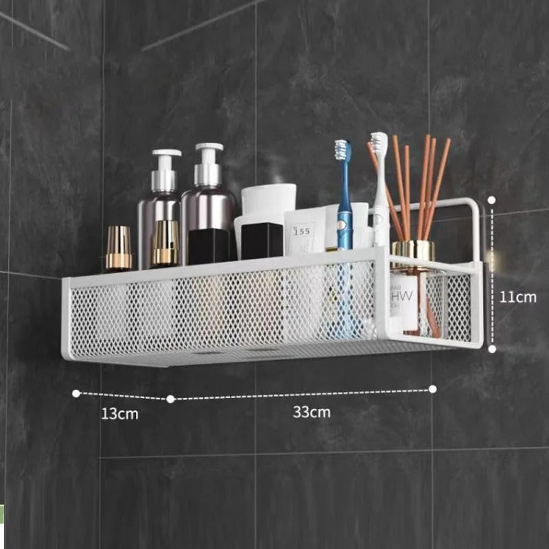 Plassbesparende vegghengt oppbevaring til badet. Perfekt for organisering av sjampo og kroppspleieprodukter.