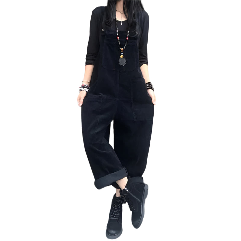 Lett og luftig jumpsuit med vide ben for kvinner, perfekt for vår- og sommerdager.
