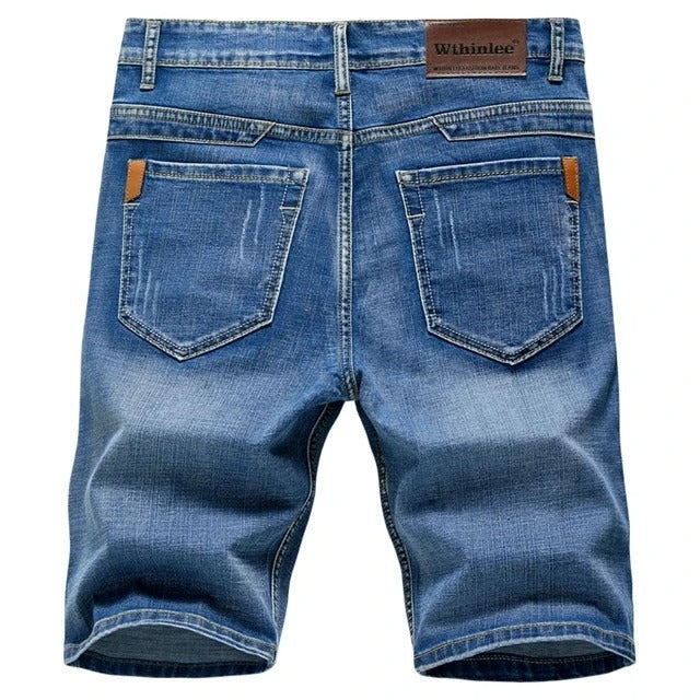 Mørkeblå casual herreshorts med femlommer. Perfekte fritidsshorts for menn, komfortable og klassiske.