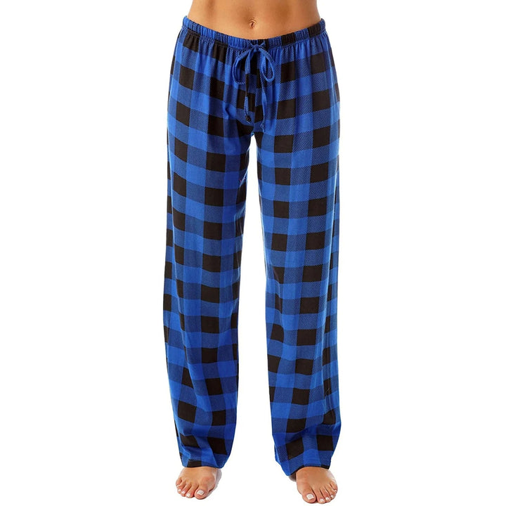 Stilig rutete pyjamasbukse til dame, ideell for fritid og sovekomfort. Komfortabel damepyjamas.