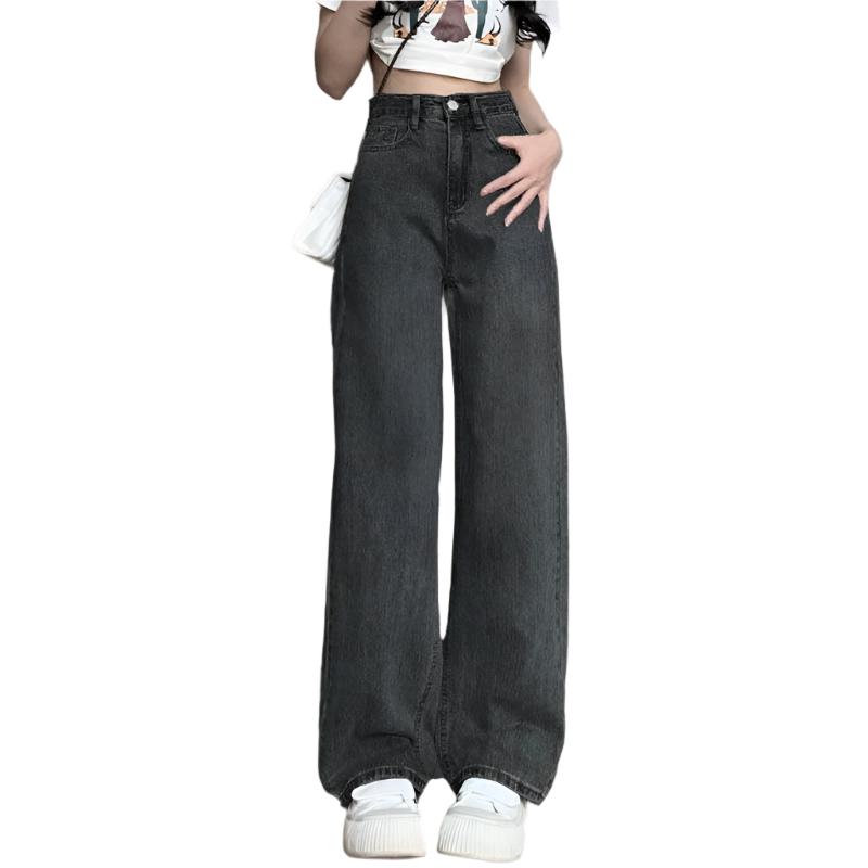 Blå denimbukser med vide ben, komfortabel passform og vintage preg. Ideell fritidsbukse.