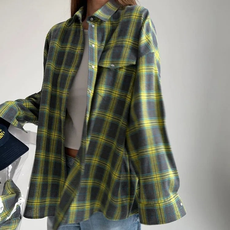 Dame oversized rutete skjorte, langermet og komfortabel, egnet for alle sesonger.