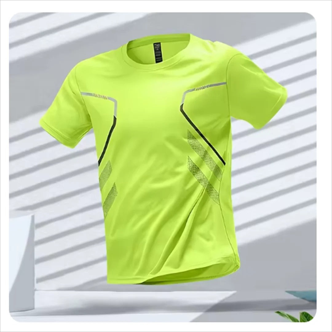 Atletisk herre sports t-skjorte med korte ermer. Pustende, hurtigtørkende design for maksimal bevegelse i trening.
