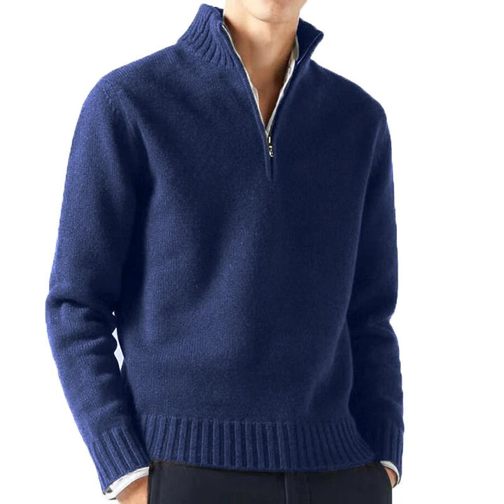 Elegant mørkeblå rullehals-pullover. En tidløs og allsidig genser for enhver anledning.