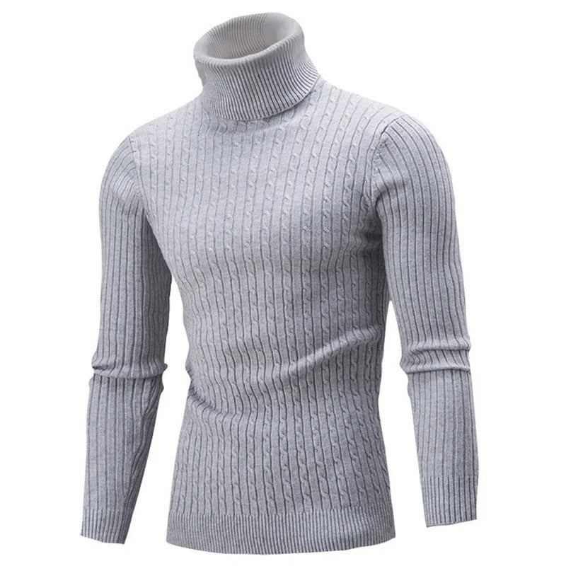 Beige menns slimfit rullehalsgenser. Komfortabel og varm casual strikkegenser til herre.