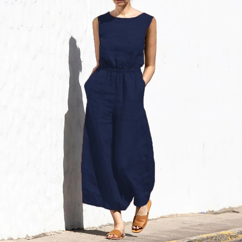 Myk og komfortabel jumpsuit for kvinner, med vide ben og høy midje. Enkel stil for hverdag og fest.