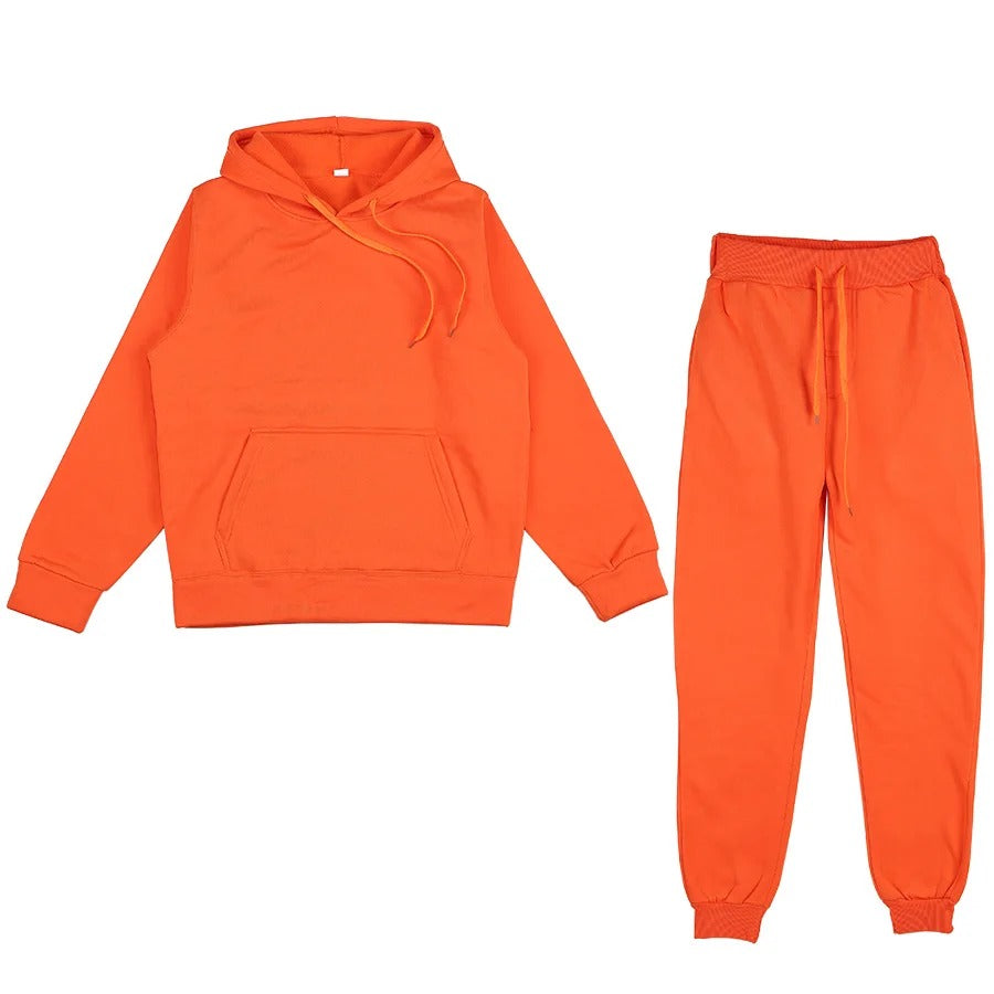 Hettegenser og joggebukse sett for kvinner, perfekt for en komfortabel og aktiv livsstil.