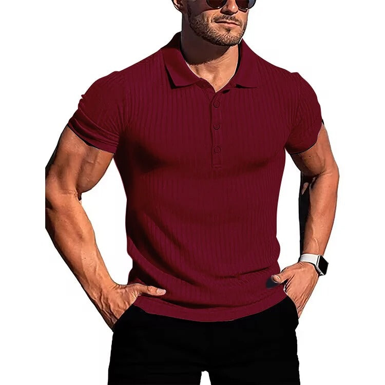 Allsidig herre poloskjorte, strikket i slim fit, perfekt for både fritid og en penere anledning.