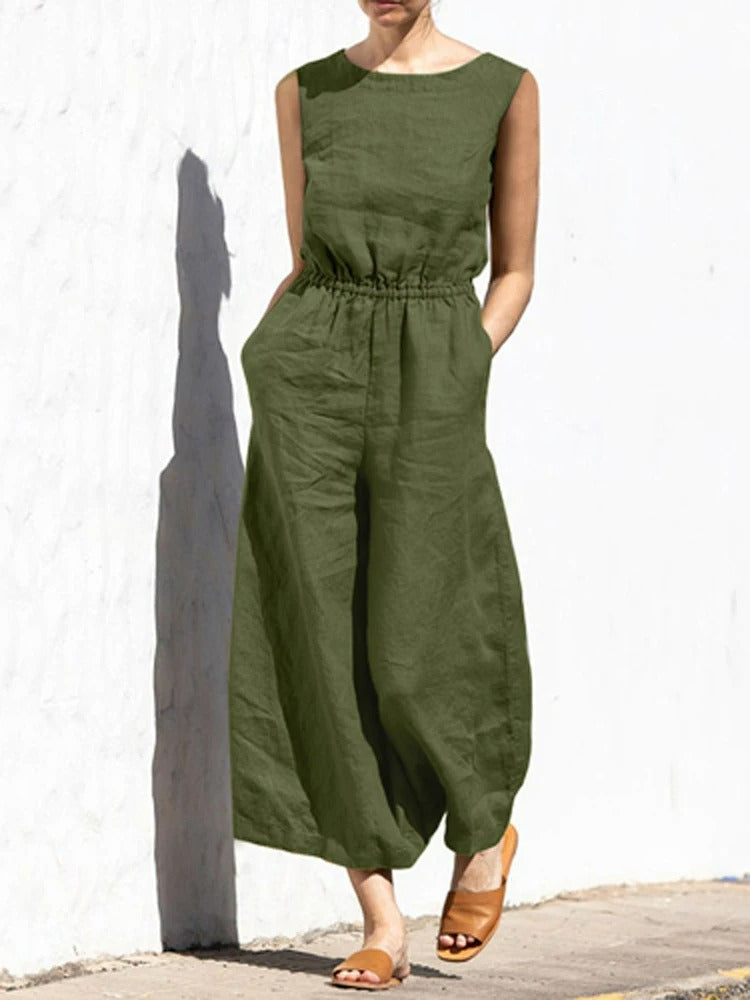 Komfortabel og allsidig damejumpsuit med rund hals, ideell for sommerstil og moderne mote.