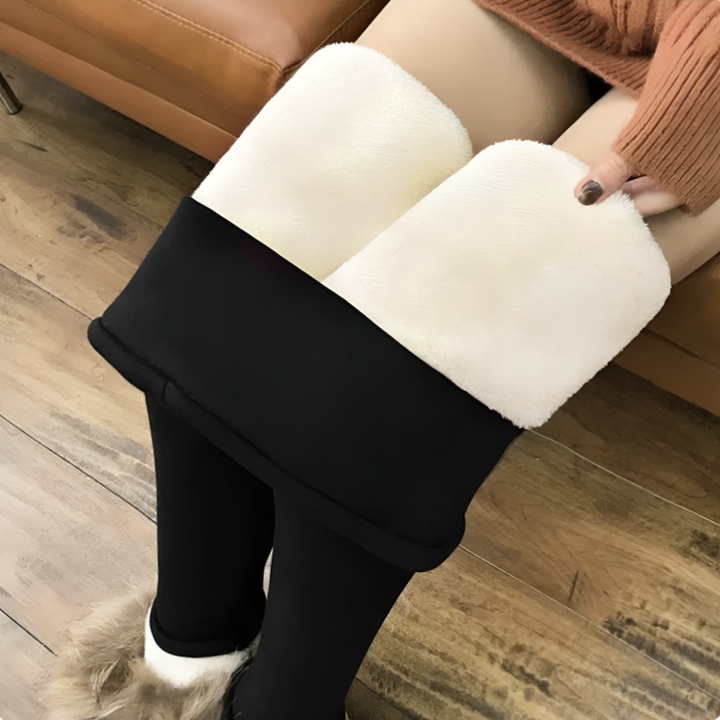 Marineblå termoleggings for damer, isolerende og komfortable med høy midje og stretch.
