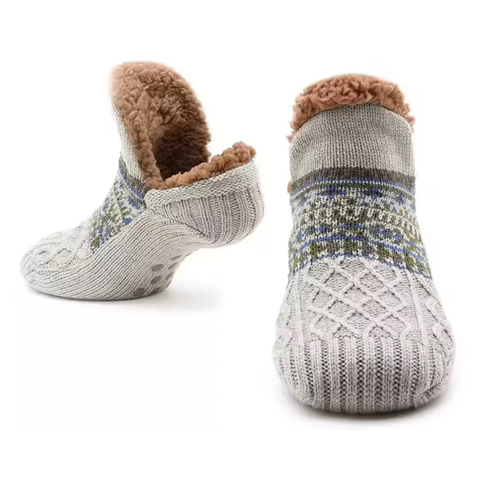 Sklisikre fleecesokker i unisex-design. Perfekt for hjemmekos og holder deg trygg på glatte gulv.