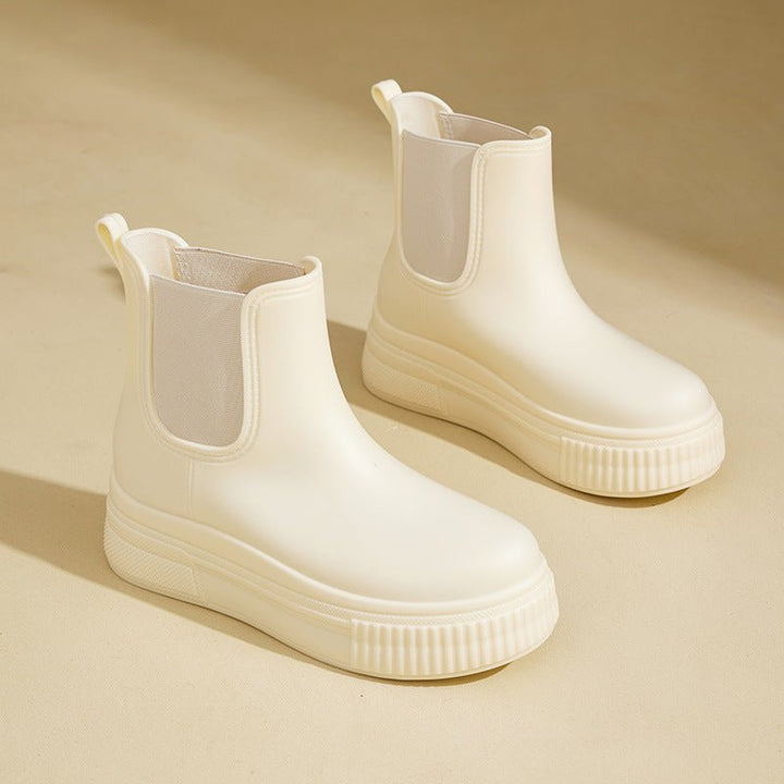 Grønne vanntette Chelsea plattformstøvler for damer. Robuste og moteriktige slip-on støvler for regnværsdager.