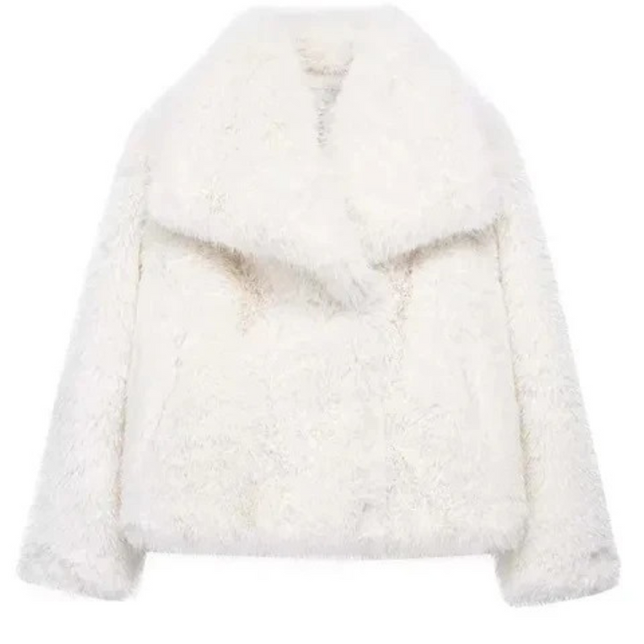 Elegant vinter plysjpelsfrakk for kvinner. Luksuriøs, varm damefrakk, perfekt yttertøy for stilfull vintermote.