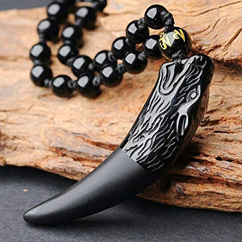 Halskjede med ulv og obsidian. Kvinner smykker med åndelig beskyttelse og elegant stil.