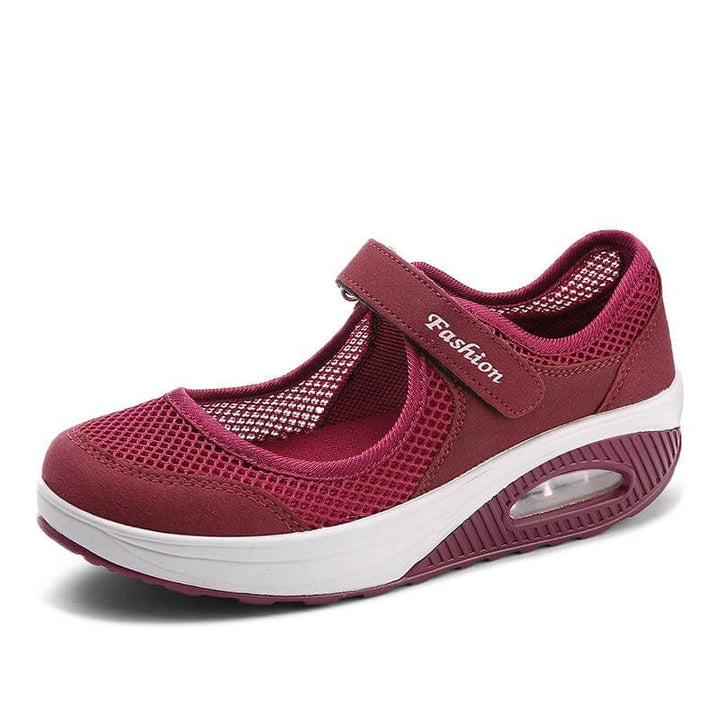 Kvinner pustende motesneakers for optimal komfort og fritid.